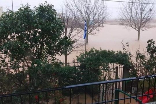 Ήχησε το 112 στο πλημμυρισμένο Σουφλί - Στο «κόκκινο» ο Έβρος